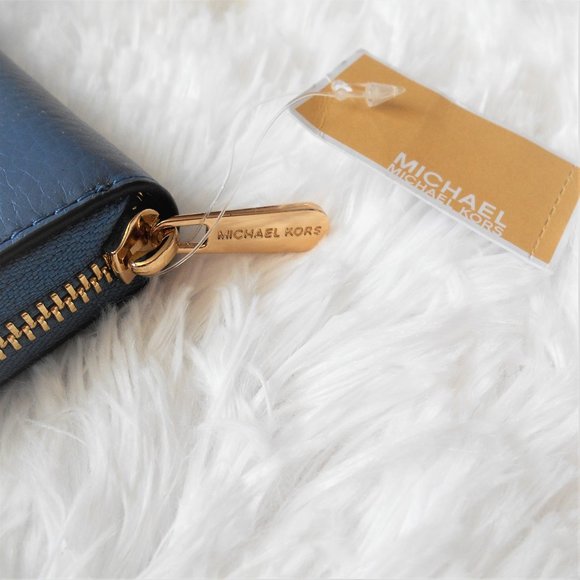 Michael Kors Fulton Zip Around Coin Case Denim - Picture 14 of 14